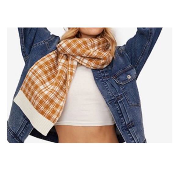 Timberland Accessories - Unisex Timberland Buffalo plaid cream and tan winter fall scarf